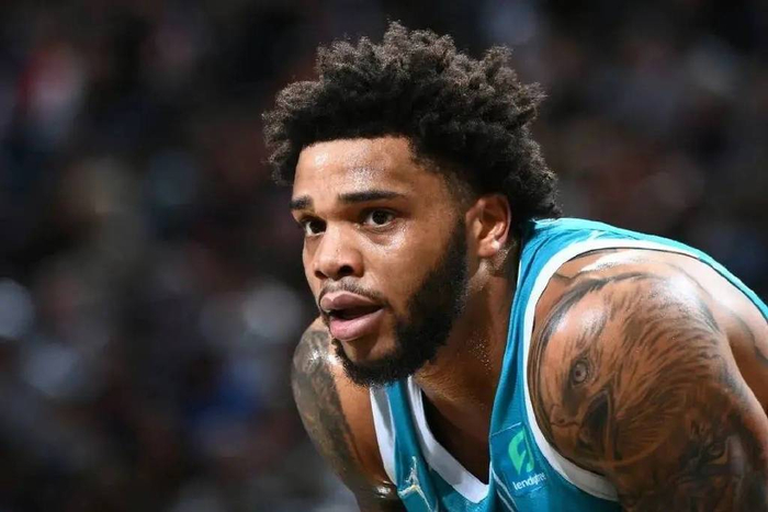 向戴维斯 向戴维斯