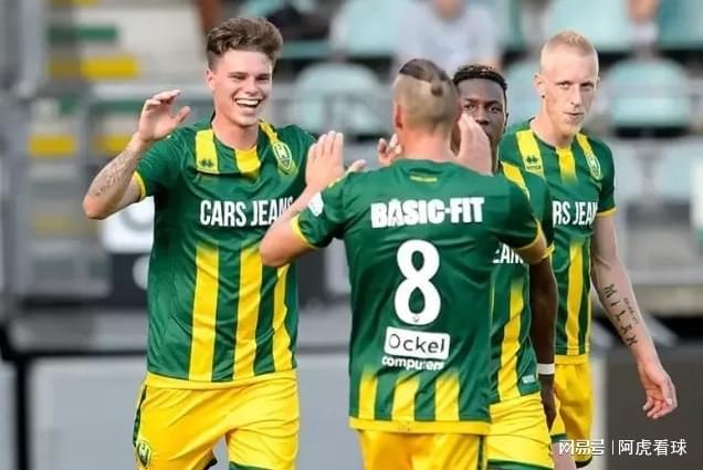 暴露阵容的 暴露阵容的